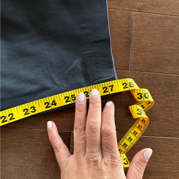 Halogen Nordstrom Navy Lambskin Leather Leggy Ankle Pant Size 6 - Picture 10 of 11